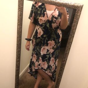 Super cute dress!